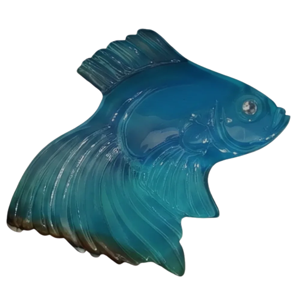 Carved gem betta