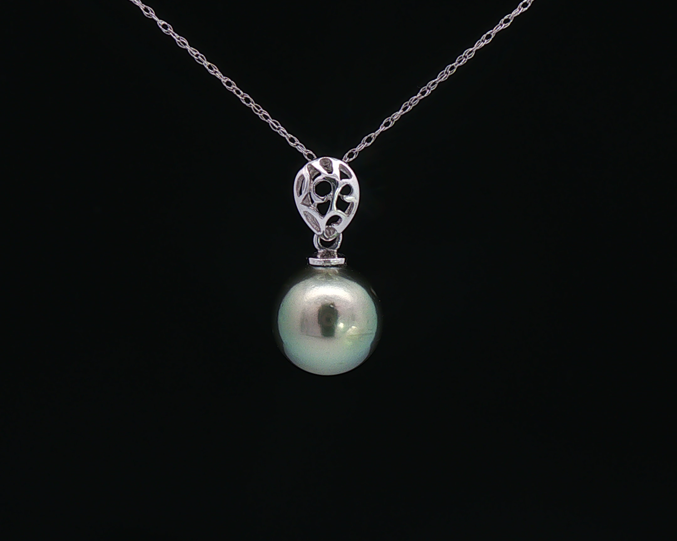 Tahitian Pearl Filigree Pendant
