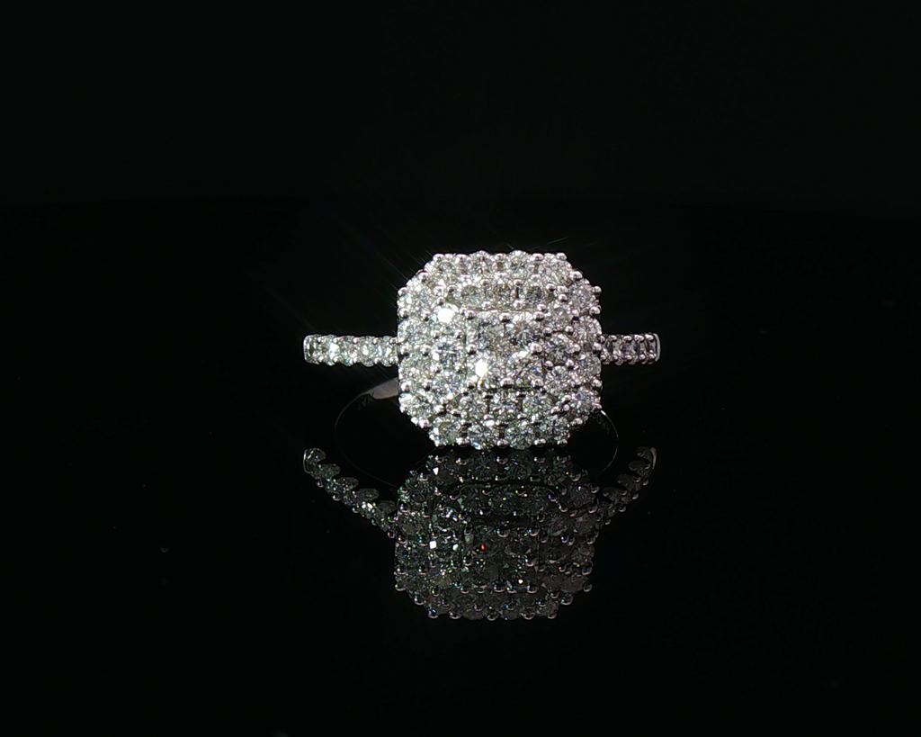 Cushion illusion ring