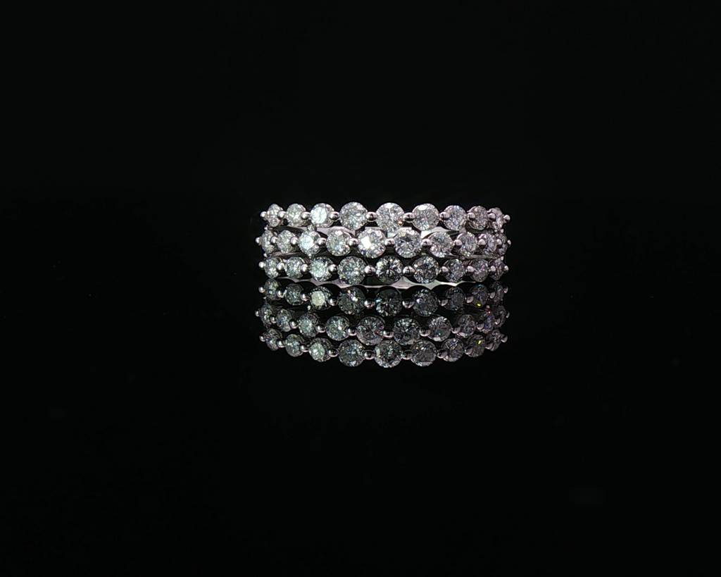 Scalloped egde three row band