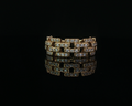 Grid motif ring