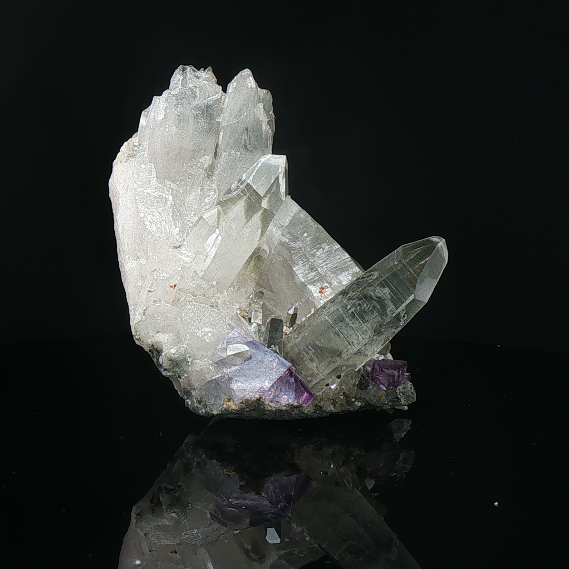 Fluorite on quartz