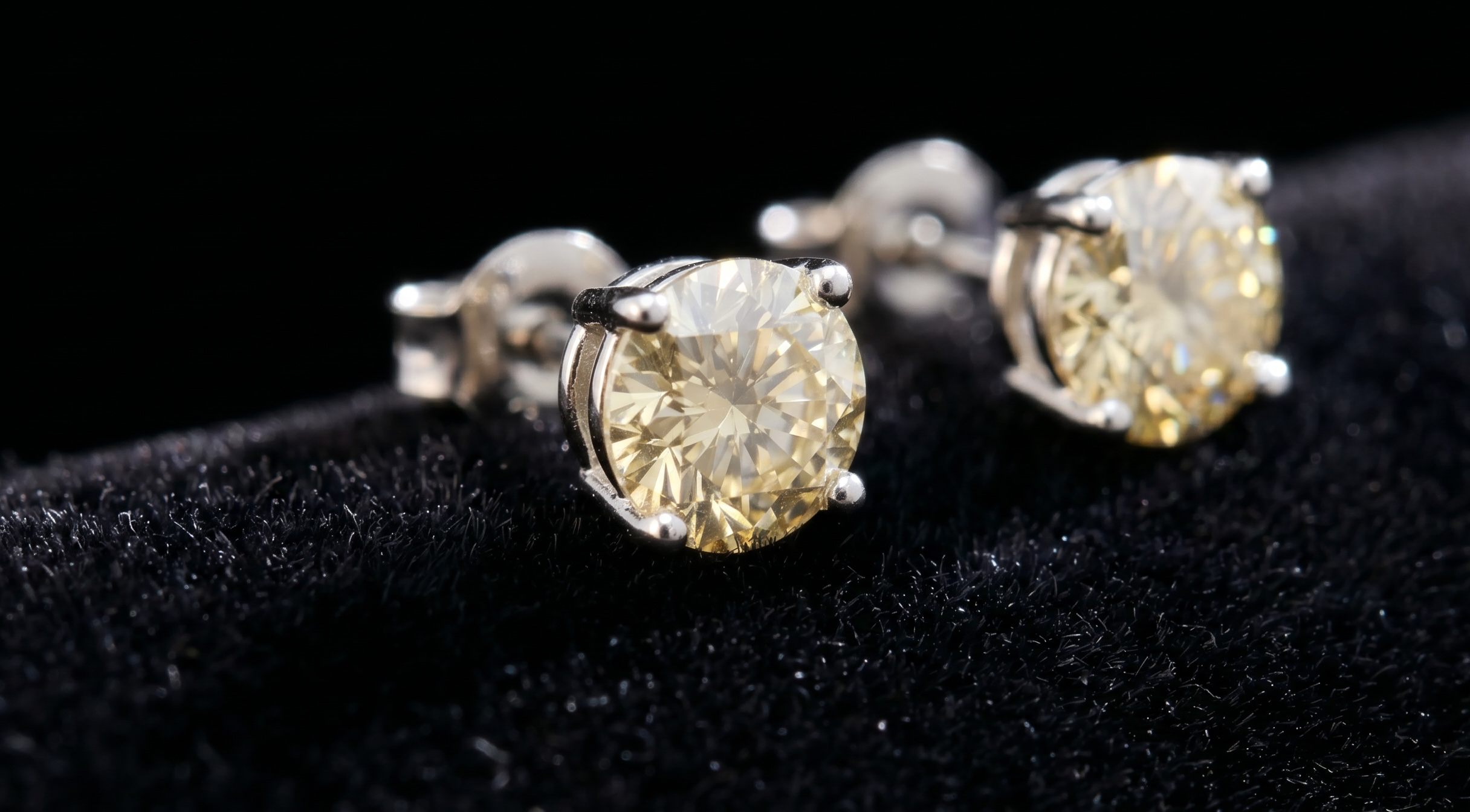 Yellow sapphire studs