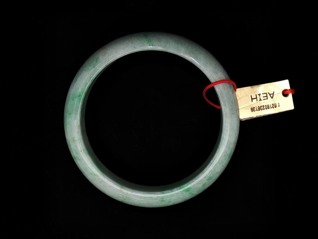 Jade bangle