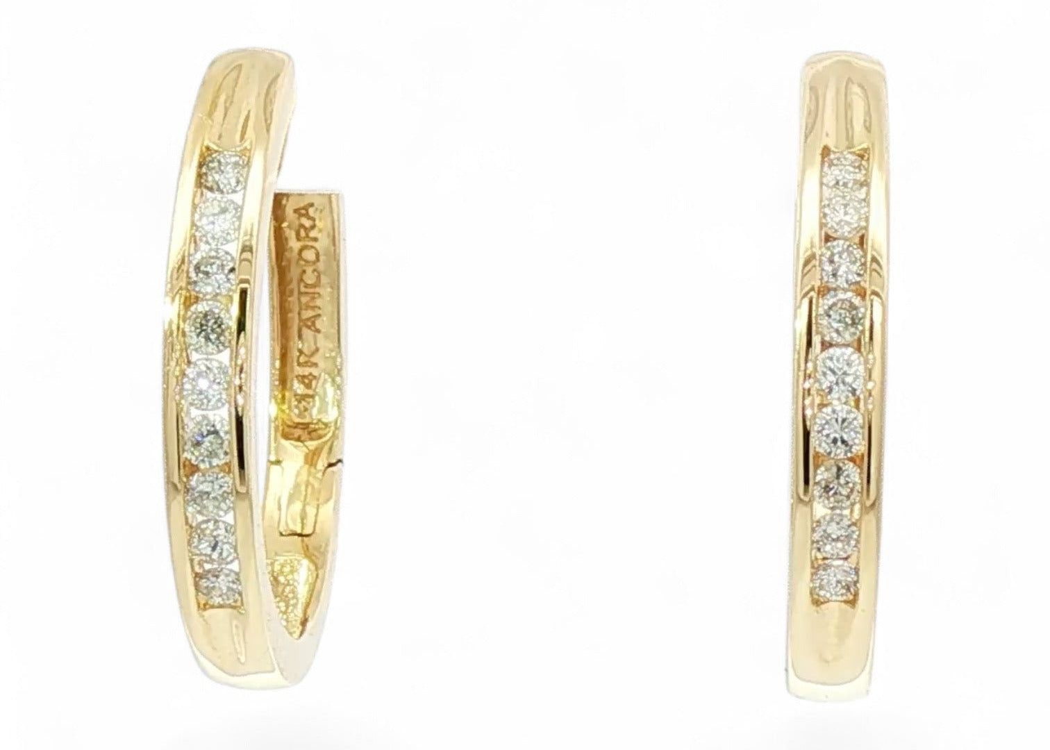 Chanel set hoops medium