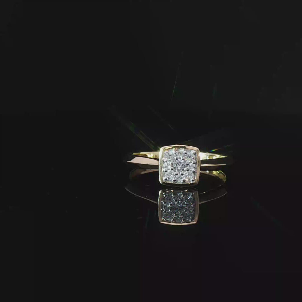Petite square ring