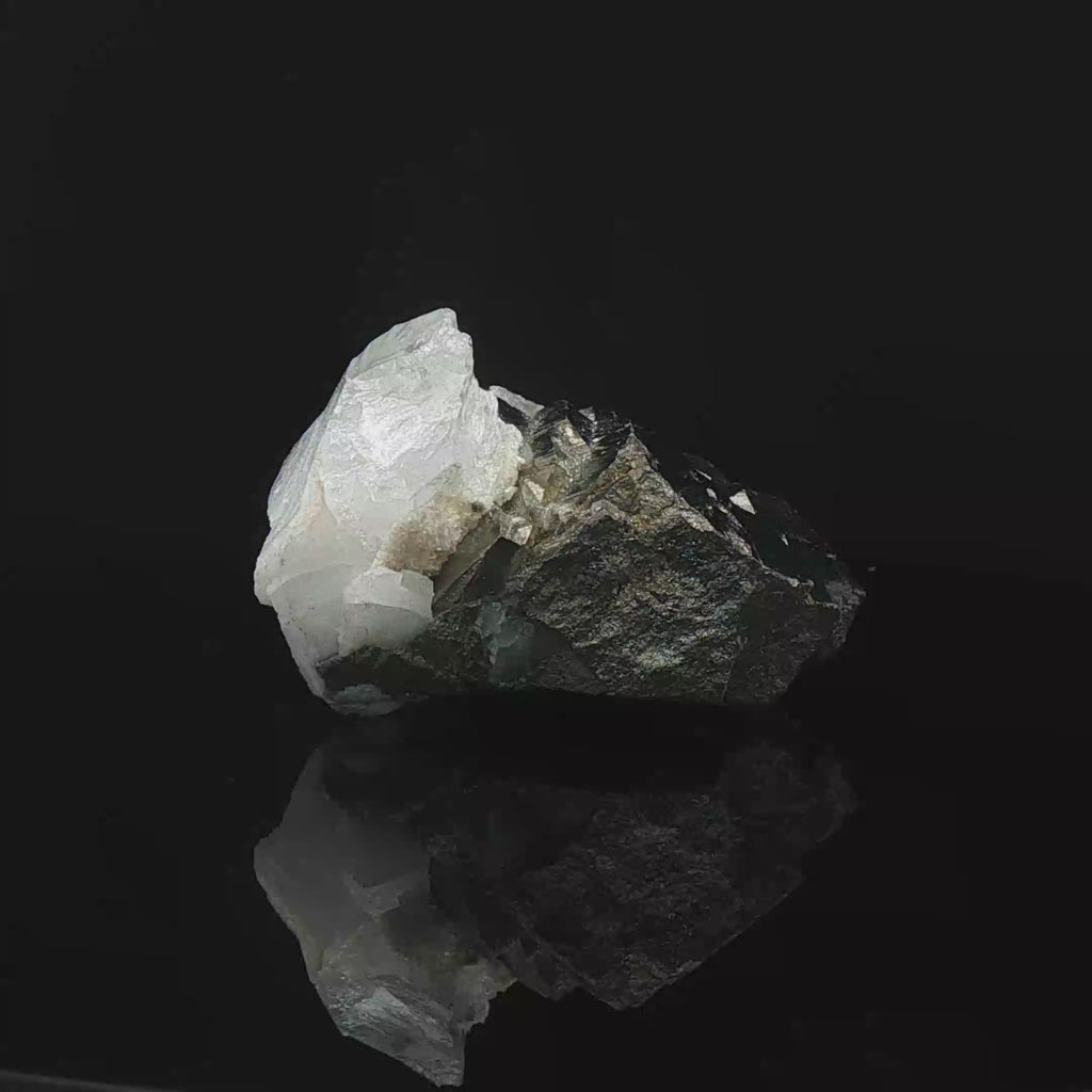 Quartz on arsenopyrite