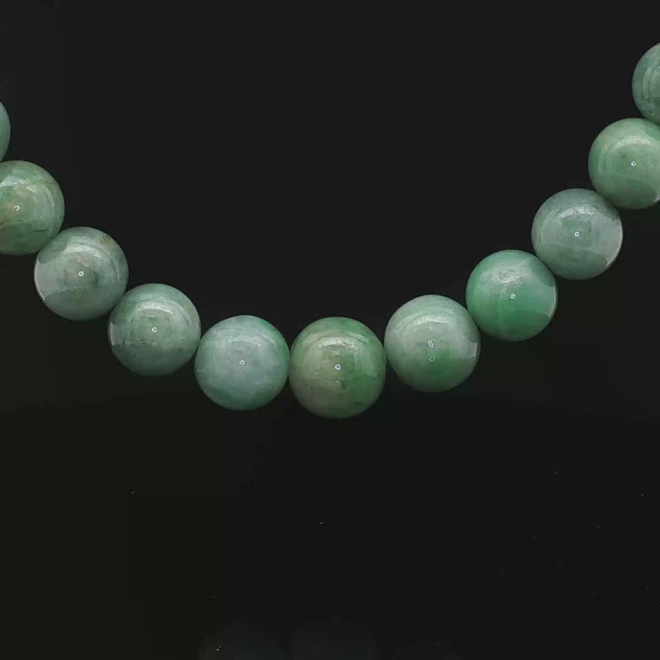 Jade choker