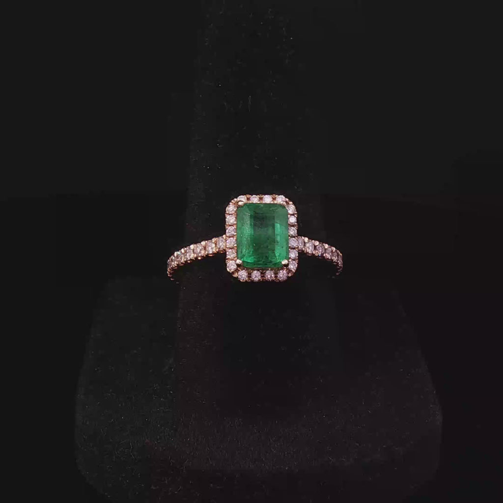 Emerald halo ring