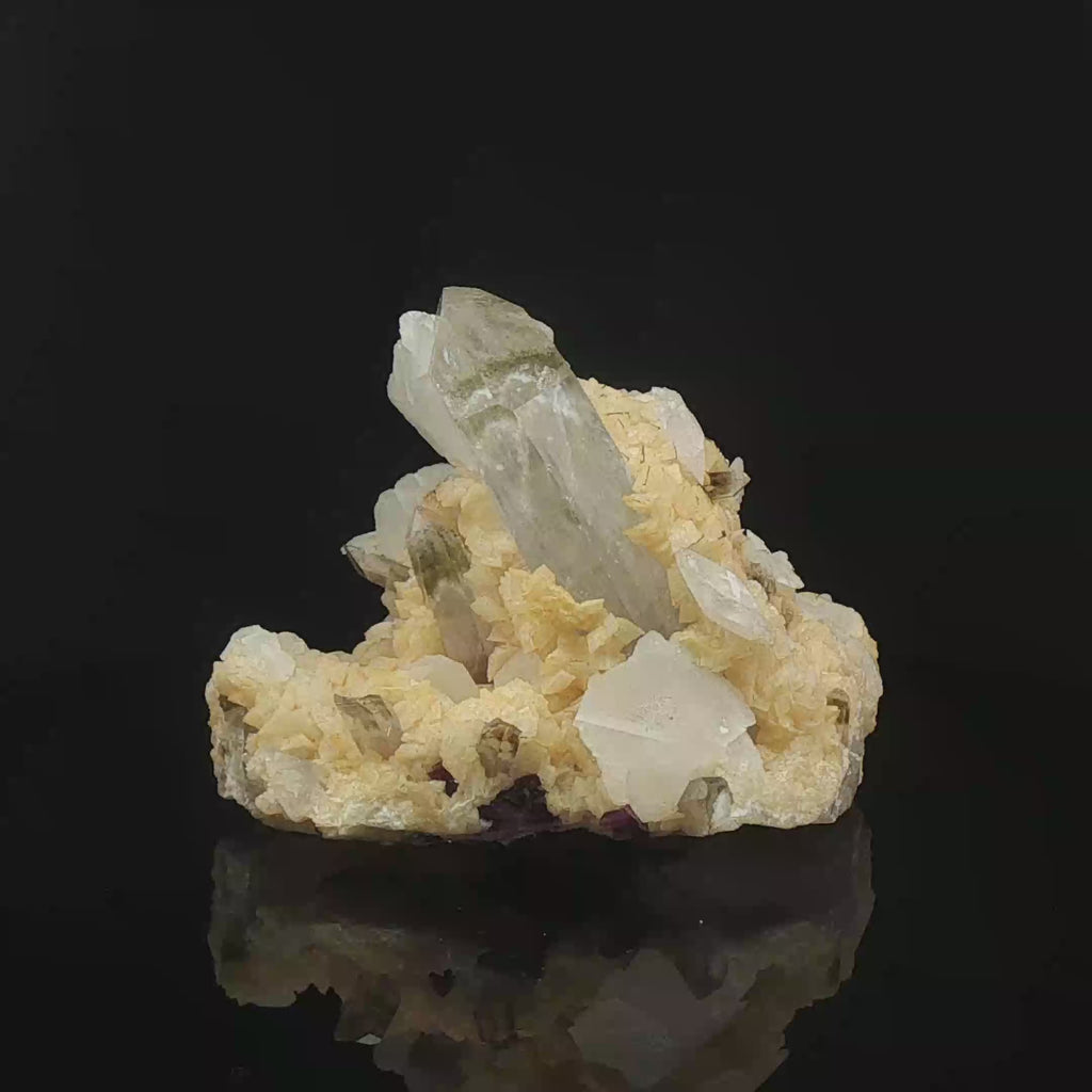 Quartz on calcite
