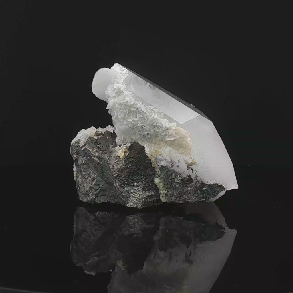 Quartz, calcite on arsenopyrite