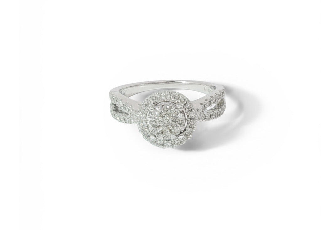 Round halo ring
